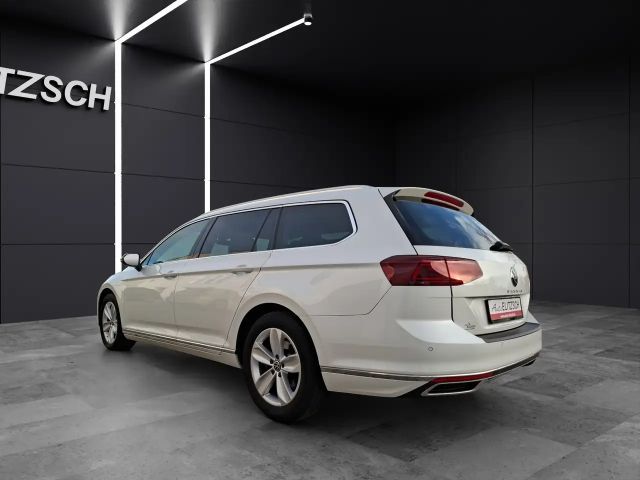 Volkswagen Passat DSG Elegance Elegance Variant