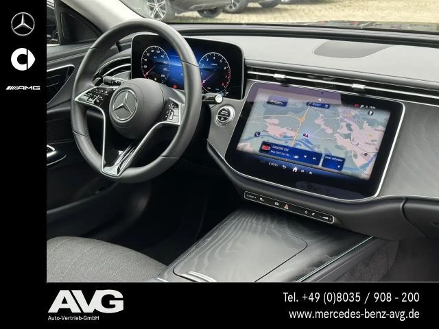 Mercedes-Benz E 200 AVANTGARDE Estate