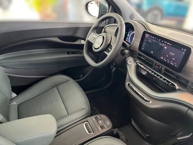 Fiat 500 87kW 42kWh Giorgio Armani Collector´s Edition