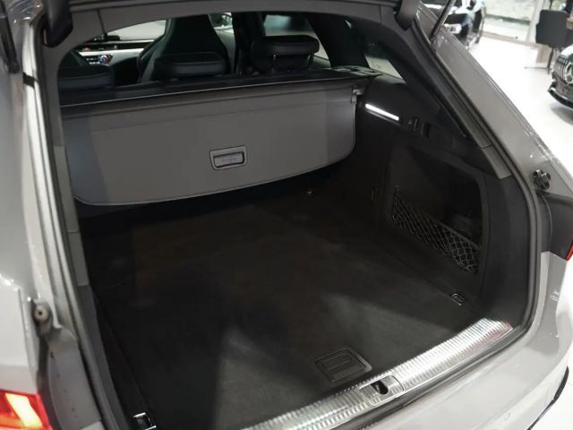 Audi RS4 Avant Quattro