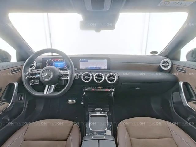 Mercedes-Benz CLA 200 AMG Line Shooting Brake