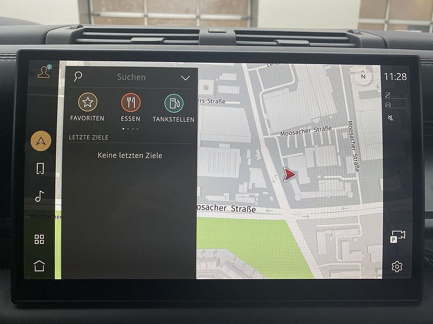 Land Rover Defender 110