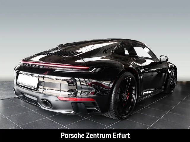 Porsche 911 4 Carrera Coupé GTS
