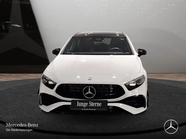 Mercedes-Benz A 35 AMG 4MATIC AMG Line