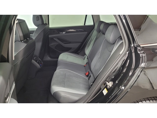 Volkswagen Passat 1.5 eTSI DSG Variant