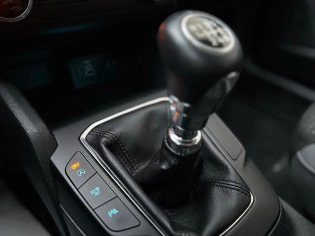 Ford Focus Cool & Connect Wagon