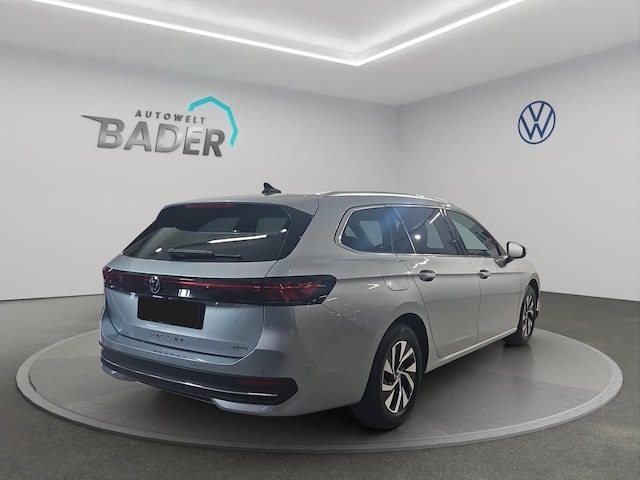 Volkswagen Passat 1.5 eTSI Business Variant
