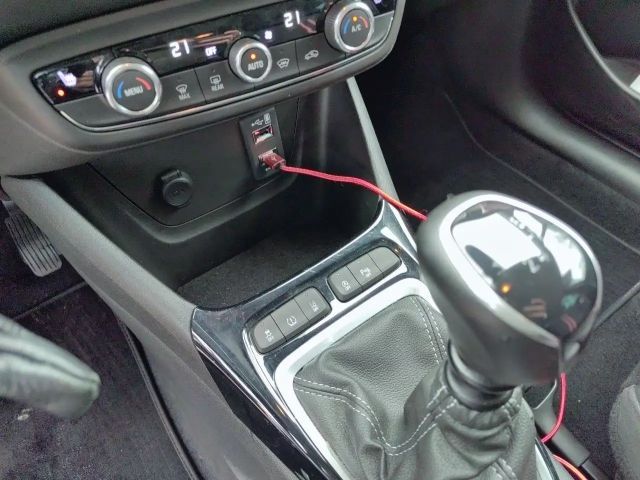 Opel Crossland X 1.2 Turbo GS-Line Grand Sport