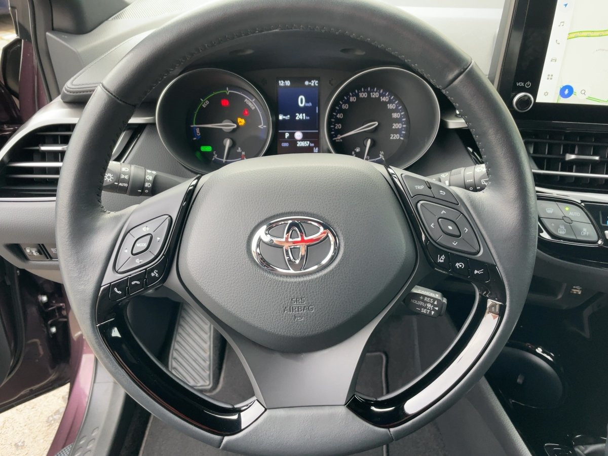 Toyota C-HR 5-deurs Team D