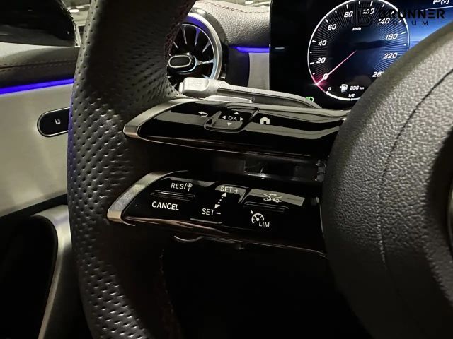 Mercedes-Benz CLA 180 AMG Line Coupé