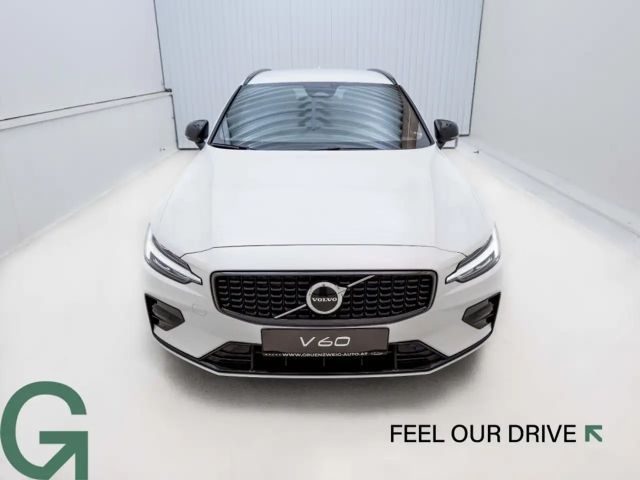 Volvo V60 AWD Dark Hybrid Plus T6