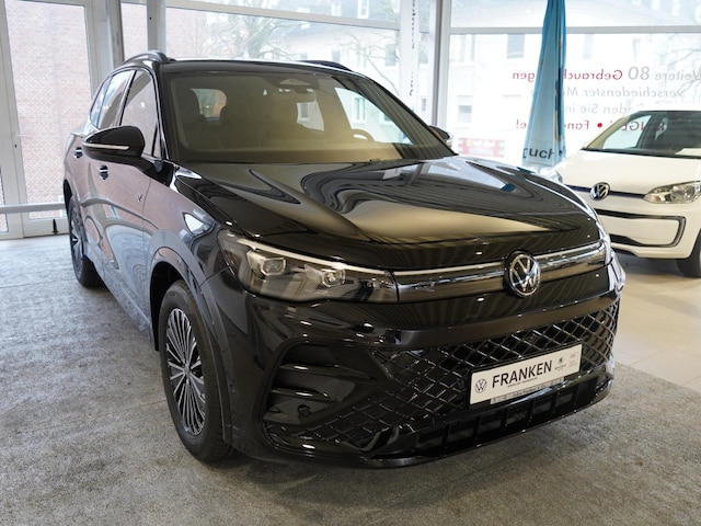 Volkswagen Tiguan R-Line Style