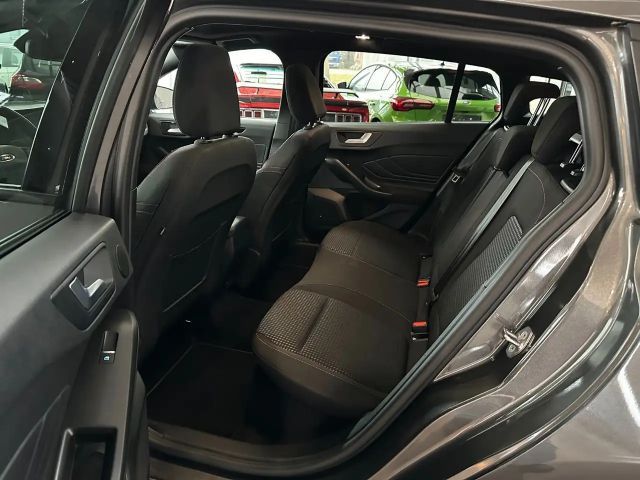 Ford Focus ST Line Wagon