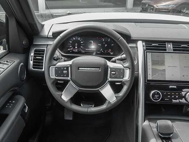 Land Rover Discovery D300 Dynamic SE