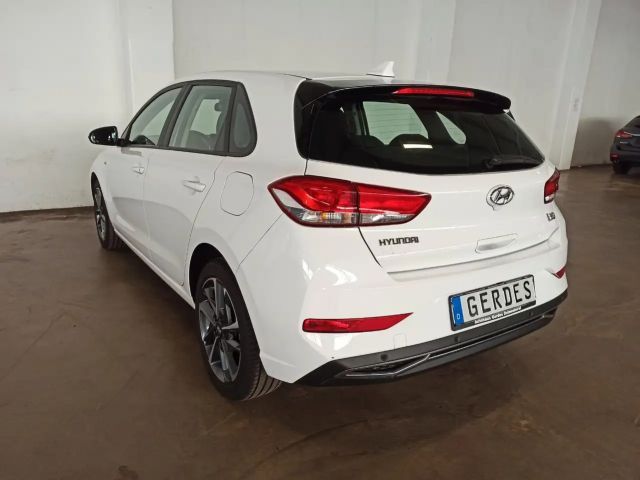 Hyundai i30 Hybrid Trend