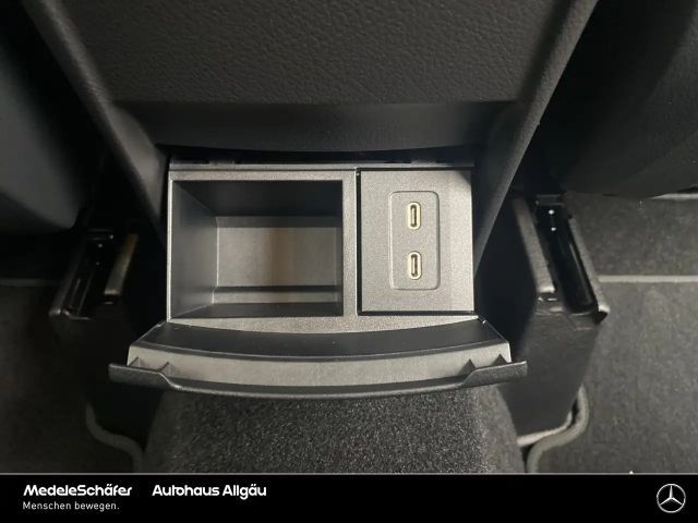 Mercedes-Benz GLA 200 AMG Line