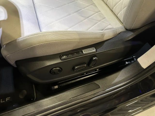 Volkswagen Golf 2.0 TSI DSG Style