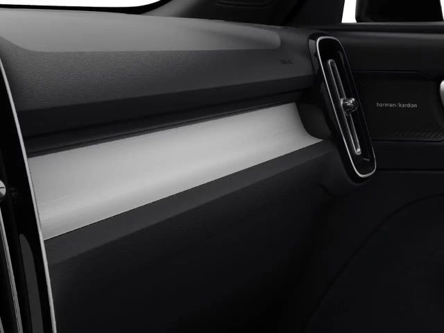 Volvo XC40 Dark Plus