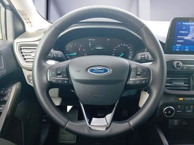 Ford Focus Cool & Connect