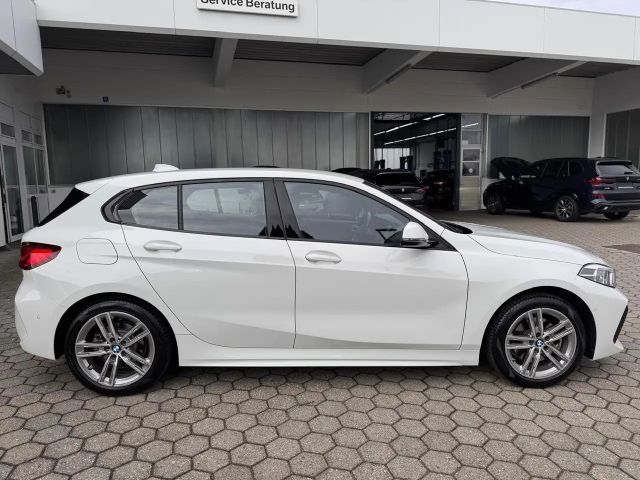BMW 116 116i M-Sport Sedan