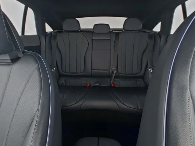 Mercedes-Benz EQE 300 Business Line Sedan