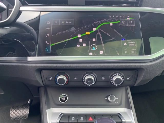 Audi Q3 35 TFSI S-Tronic