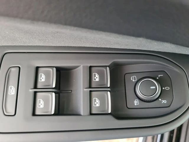 Volkswagen Golf Business DSG Variant