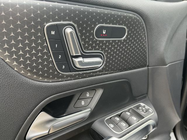 Mercedes-Benz EQB 300 4MATIC