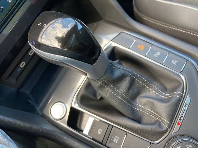 Volkswagen Tiguan 2.0 TDI Allspace DSG R-Line