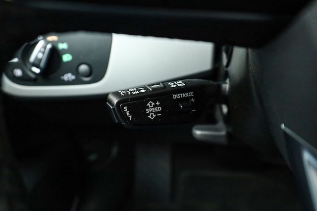 Audi A4 40 TFSI Avant S-Tronic