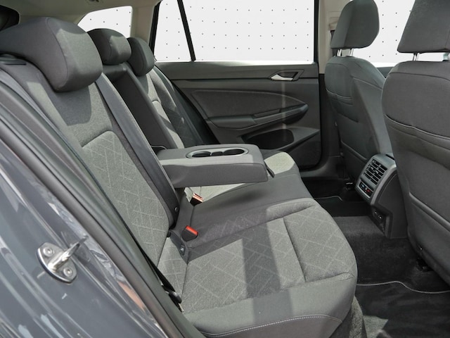 Volkswagen Golf Life Variant