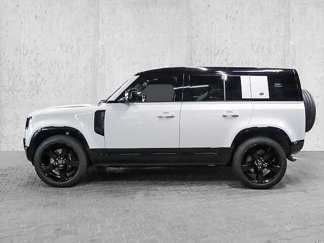 Land Rover Defender 110