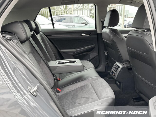 Volkswagen Golf 1.5 eTSI DSG Style