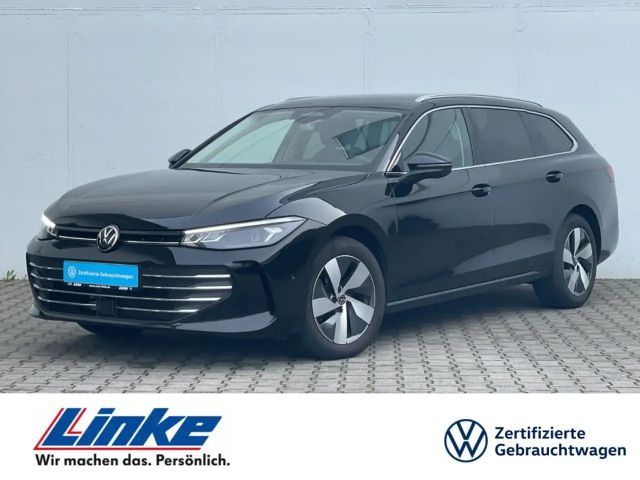 Volkswagen Passat 1.5 eTSI Business Variant