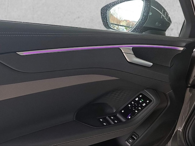 Audi A6 Avant Quattro S-Tronic