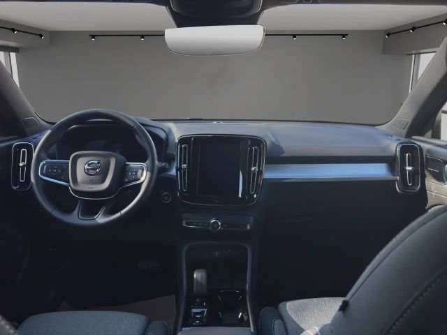 Volvo XC40 Dark Plus