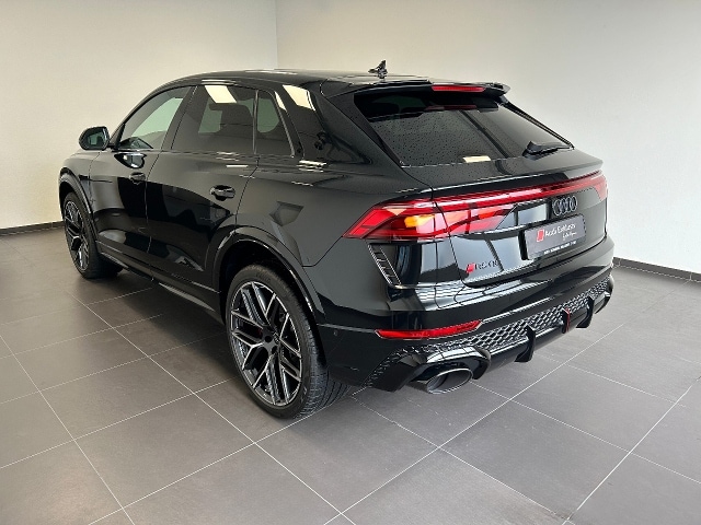 Audi RS Q8 Quattro