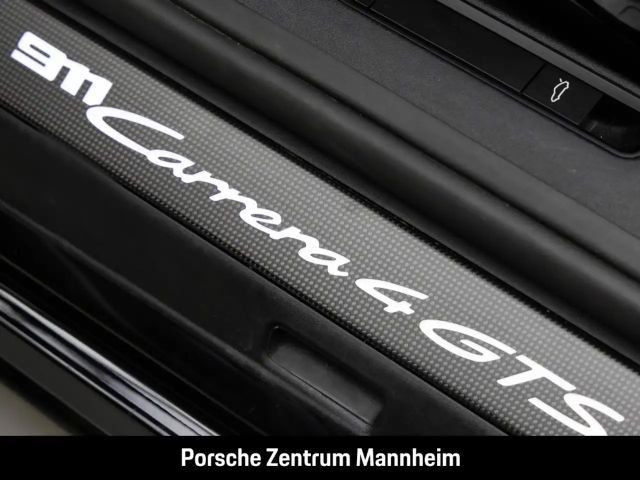 Porsche 992 4 Cabrio Carrera GTS