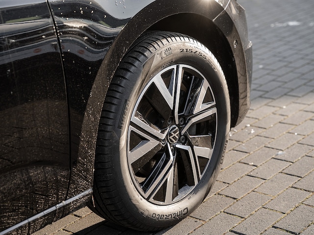 Volkswagen Touran 1.5 TSI Highline