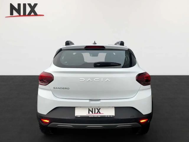 Dacia Sandero Essential Stepway TCe 90