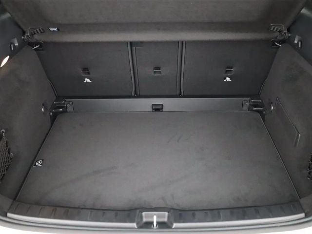 Mercedes-Benz GLA 180 Progressive