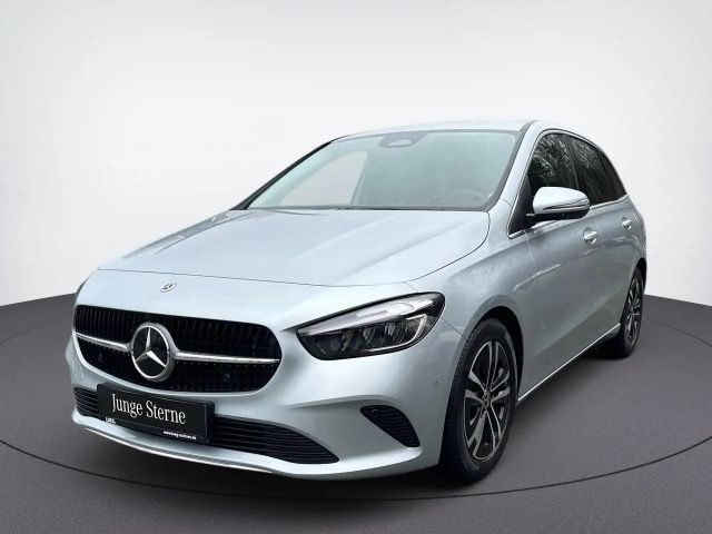 Mercedes-Benz B 200 Progressive Sedan