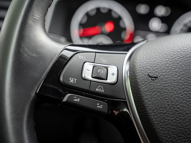 Volkswagen Polo 1.5 TSI Highline R-Line