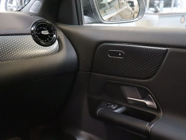 Mercedes-Benz GLA 180 GLA 180 d