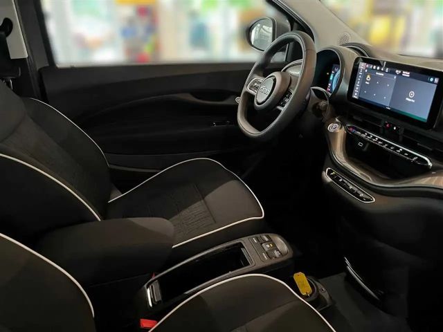 Fiat 500 42kWh mit Navi*PDC*RFK*ACC