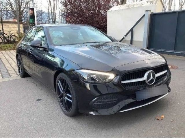 Mercedes-Benz C 200 C 200 d Sedan