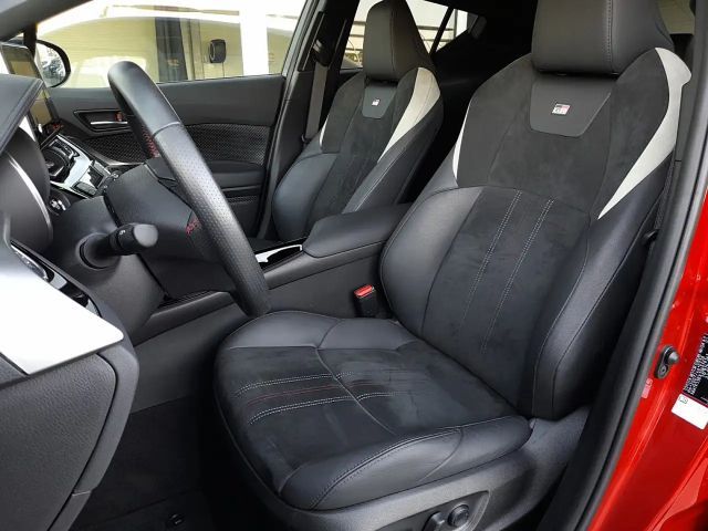 Toyota C-HR GR Hybride