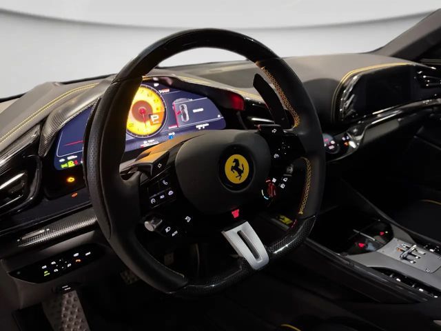 Ferrari Purosangue Tastenlenkrad LED*FULL PPF*8 Fach