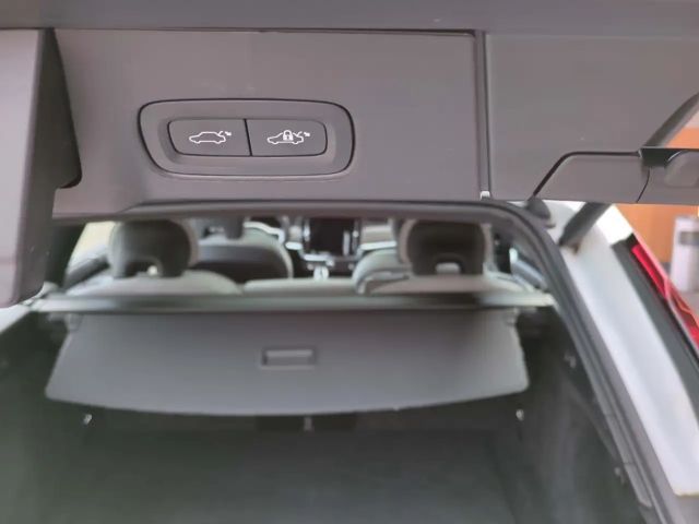 Volvo V90 AWD Dark Plus Recharge