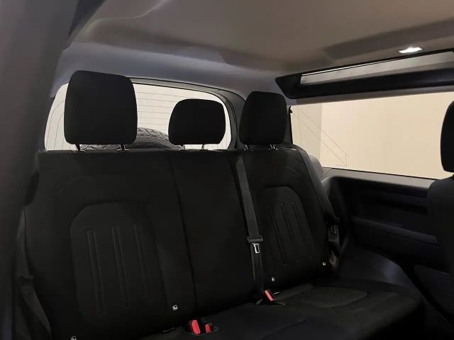 Land Rover Defender 90 D200